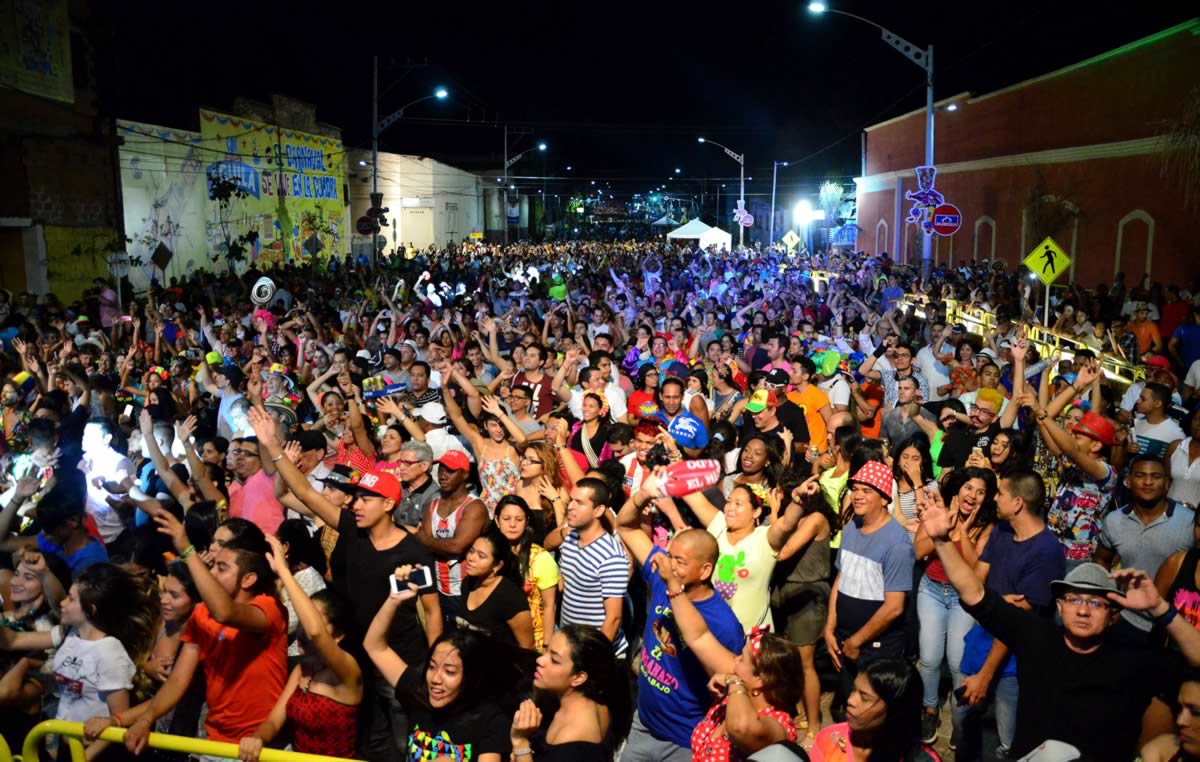 Baila la Calle, ¡la gran pista musical del Carnaval 2017!​
