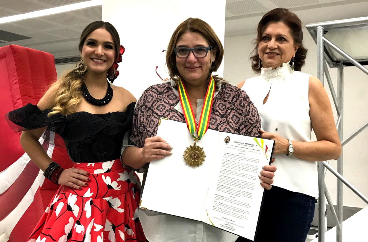 Medalla Carnaval de Barranquilla a MinCultura en celebración de sus 20 años