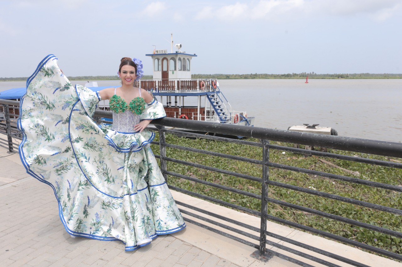 La Reina Carolina Segebre Abudinen, lleva la alegría del Carnaval de Barranquilla a Miami
